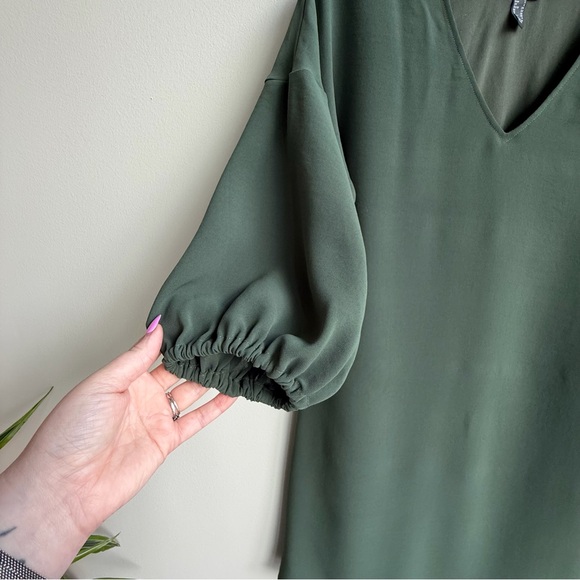 Adrianna Papell Green V-Neck 3/4 Sleeve Dress Size 2 - Picture 4 of 12